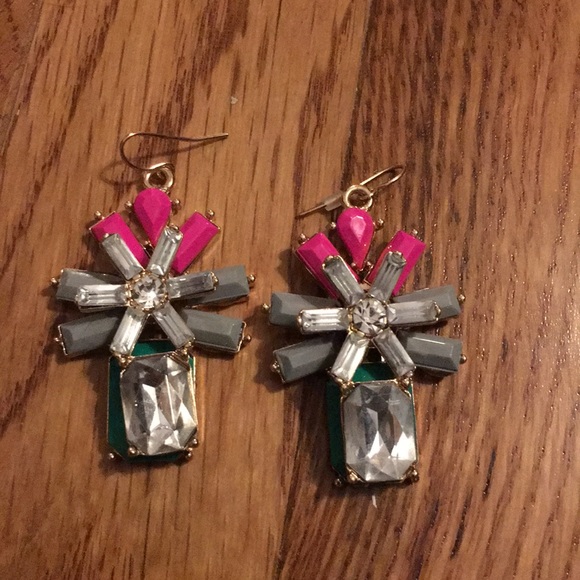 Pearl earring sets - Picture 2 of 4